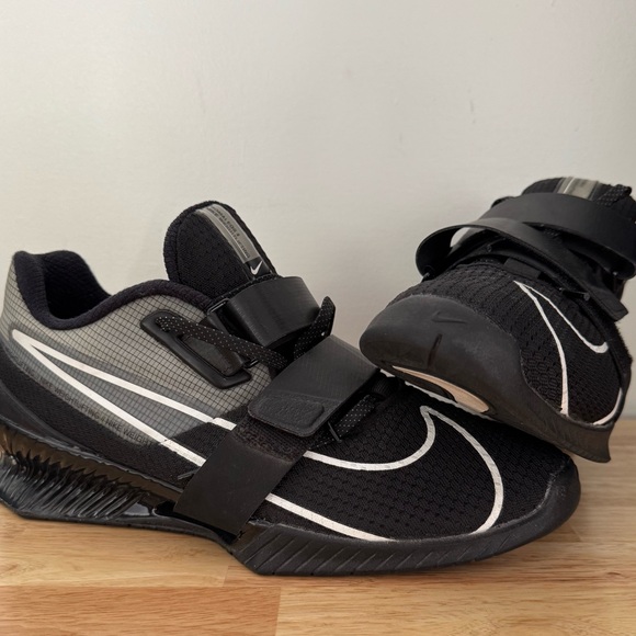 NIKE ROMALEOS (Weightlifting Shoes)